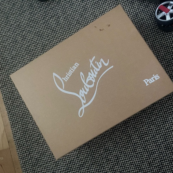 Unworn Christian Louboutin denim & pink So Kate heels, size 35.5. SO cute! - Picture 7 of 12